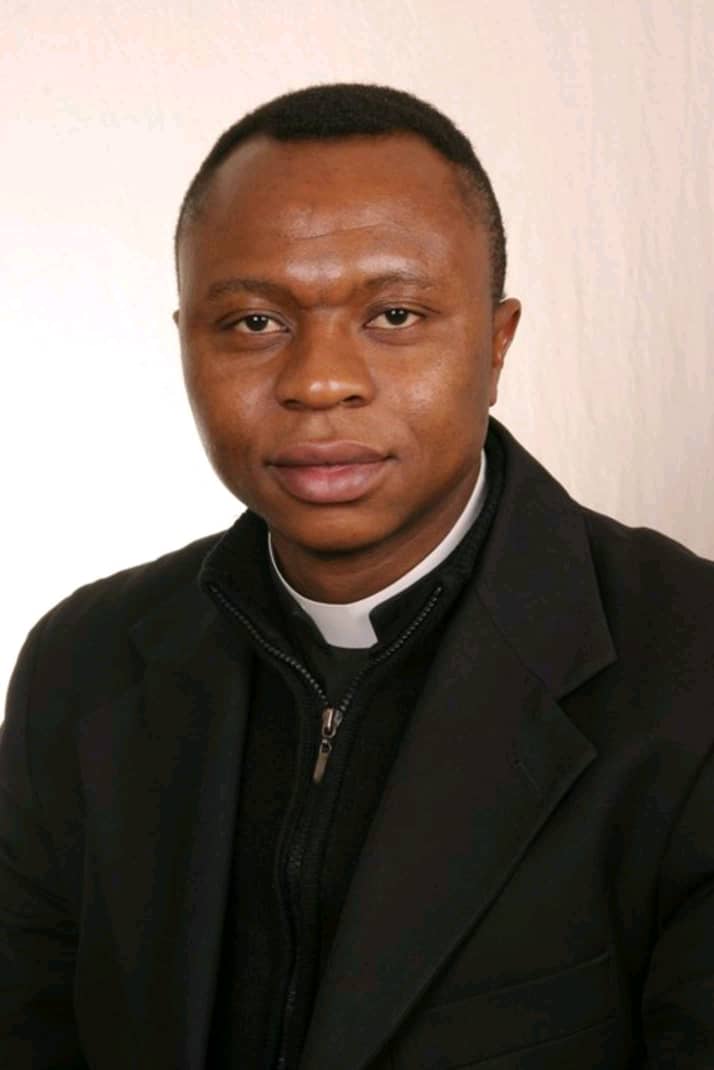 Revd Dr. DIMKPA : Member